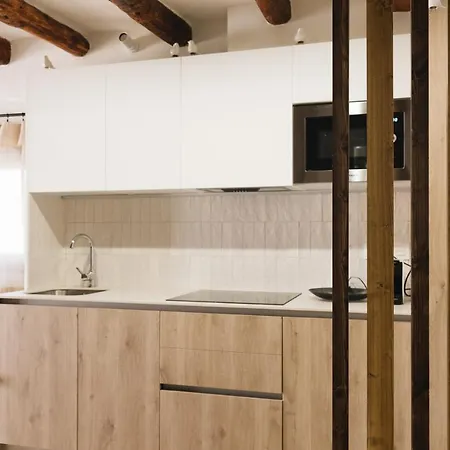 Apartamento La Rambla - Esperó De Bolós - 4 Pers *